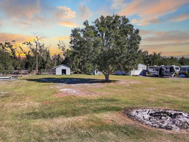 8409 HIGHLAND PINES COURT, Plant City, FL 33565