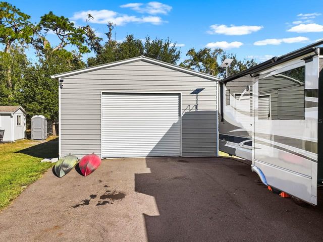 8409 HIGHLAND PINES COURT, Plant City, FL 33565