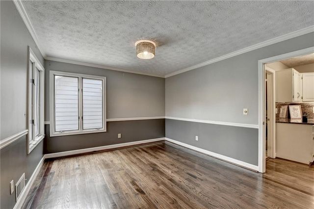 2620 Camden Glen Court, Roswell, GA 30076