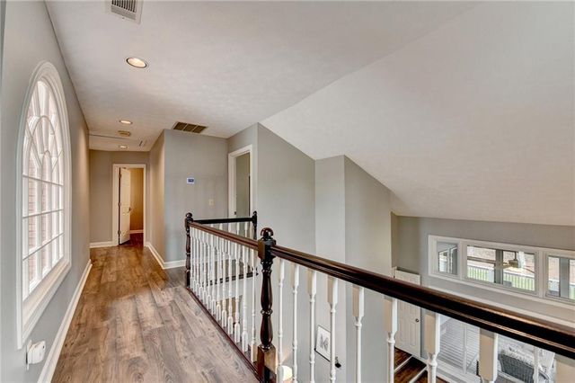 2620 Camden Glen Court, Roswell, GA 30076