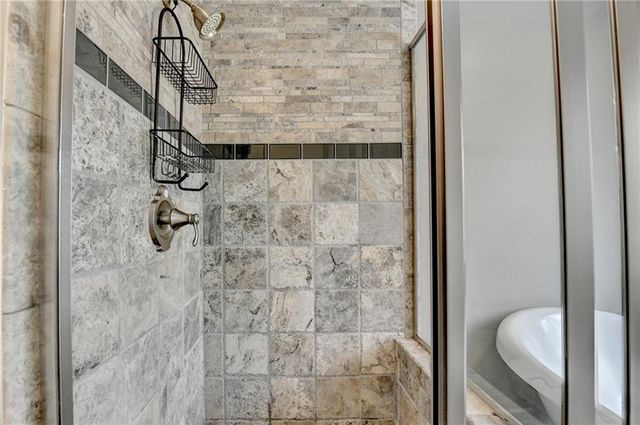 2620 Camden Glen Court, Roswell, GA 30076