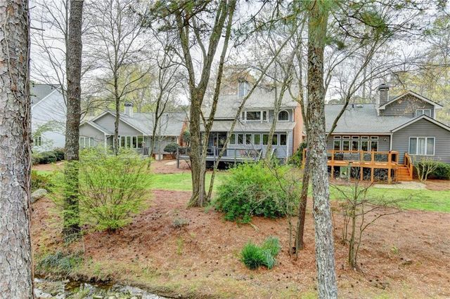2620 Camden Glen Court, Roswell, GA 30076