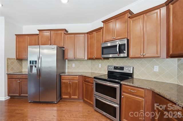 13714 Canterbury Castle Drive, Charlotte, NC 28273