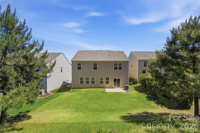 13714 Canterbury Castle Drive, Charlotte, NC 28273