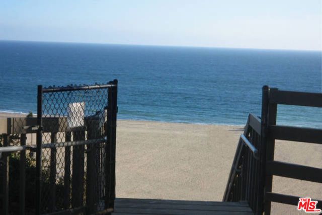 757 Ocean Avenue 105, Santa Monica, CA 90402