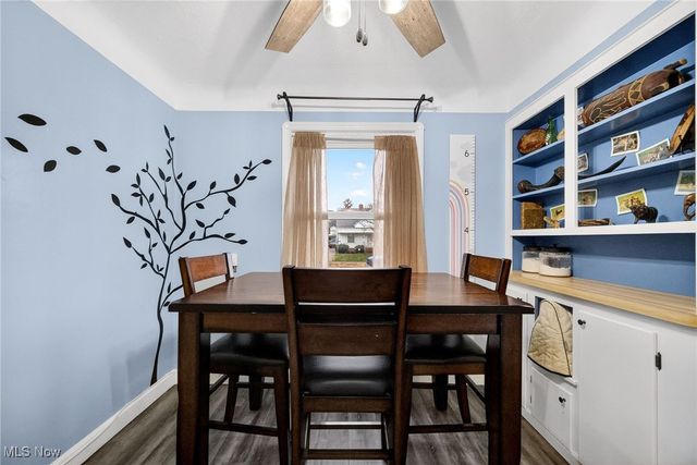 8219 Renwood Drive, Parma, OH 44129