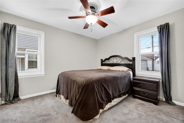 8219 Renwood Drive, Parma, OH 44129