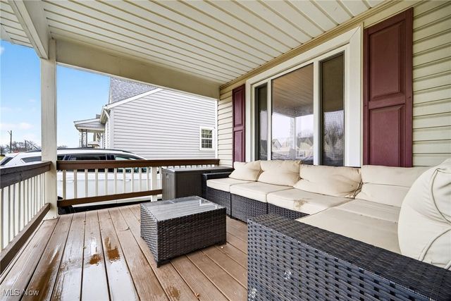 8219 Renwood Drive, Parma, OH 44129