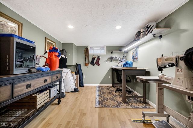 8219 Renwood Drive, Parma, OH 44129