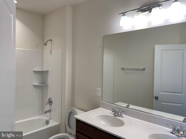 42296 CRAWFORD TER, Ashburn, VA 20148