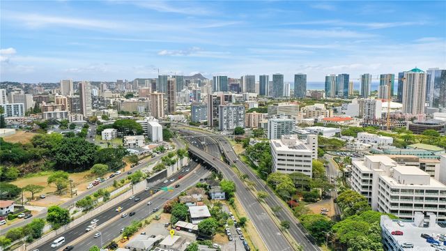 1506 Frear Street A, Honolulu, HI 96813