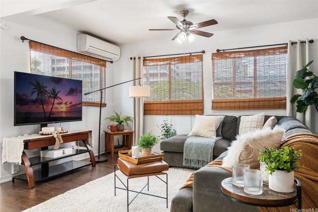 1506 Frear Street A, Honolulu, HI 96813