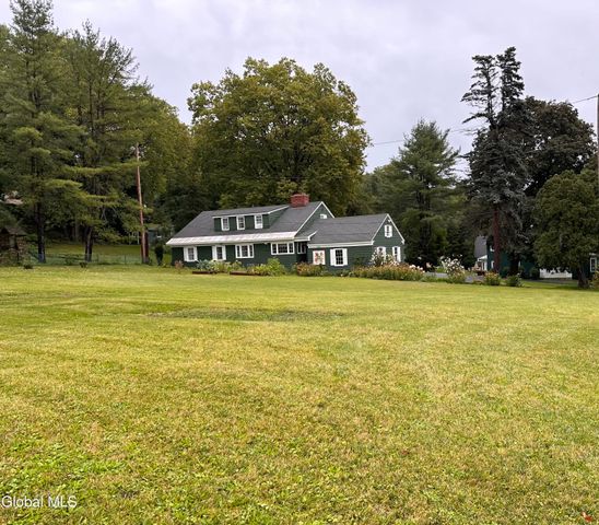 29 E Grand Street, Palatine Bridge, NY 13428