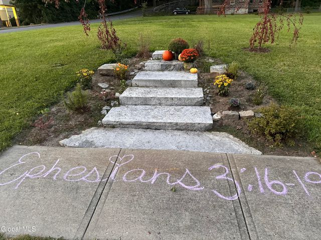 29 E Grand Street, Palatine Bridge, NY 13428