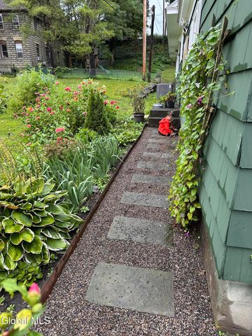 29 E Grand Street, Palatine Bridge, NY 13428