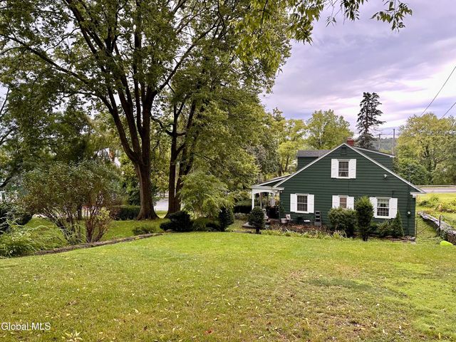 29 E Grand Street, Palatine Bridge, NY 13428