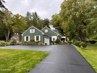 29 E Grand Street, Palatine Bridge, NY 13428