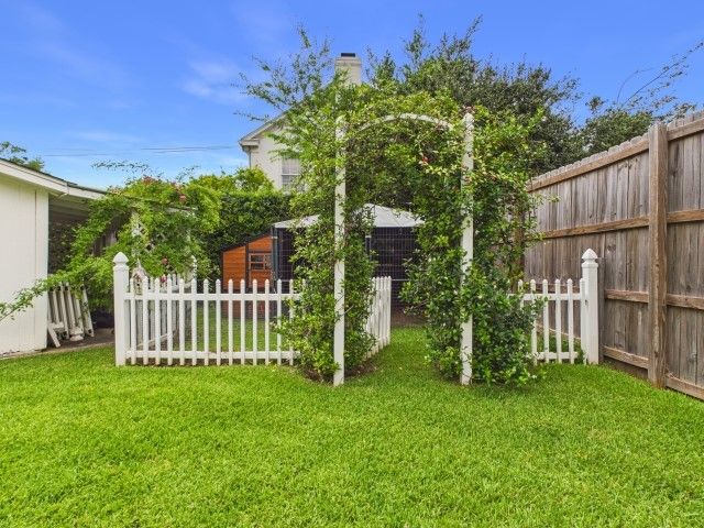 1521 S Chilton Avenue, Tyler, TX 75701