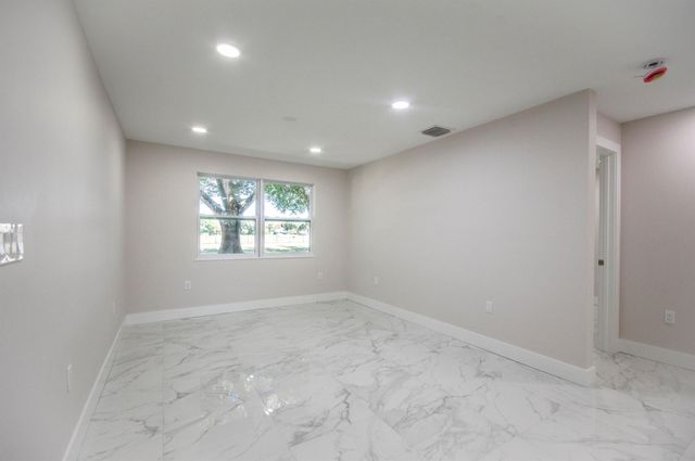 311 SW 67th Drive, Okeechobee, FL 34974