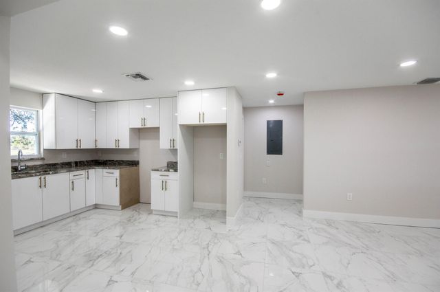 311 SW 67th Drive, Okeechobee, FL 34974