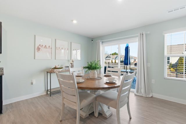 785 Wilkinson Ln, White House, TN 37188