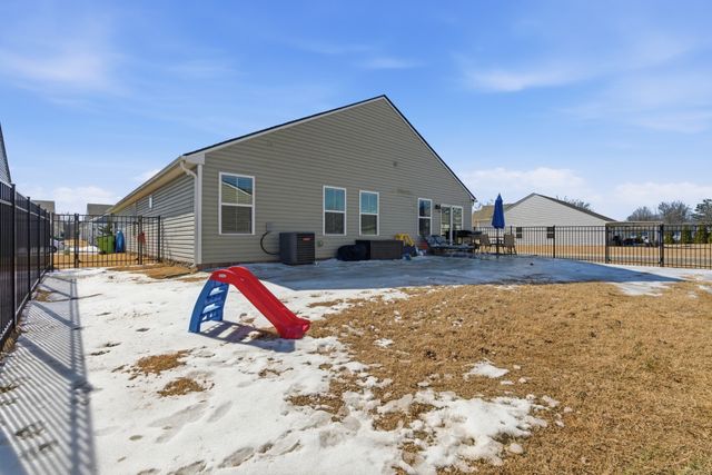 785 Wilkinson Ln, White House, TN 37188