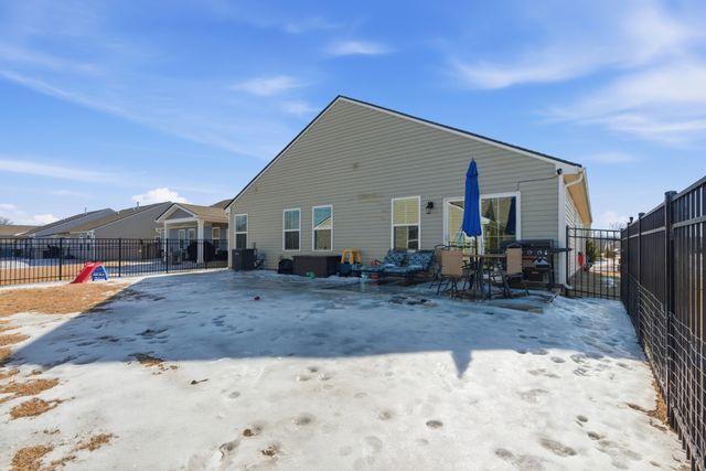 785 Wilkinson Ln, White House, TN 37188