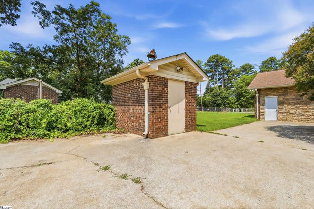 2401 Old Easley Bridge Road, Greenville, SC 29611