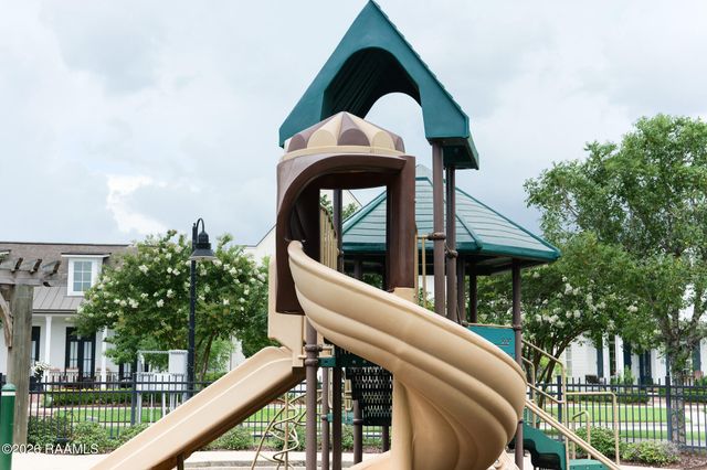 117 Appleton Lane, Youngsville, LA 70592