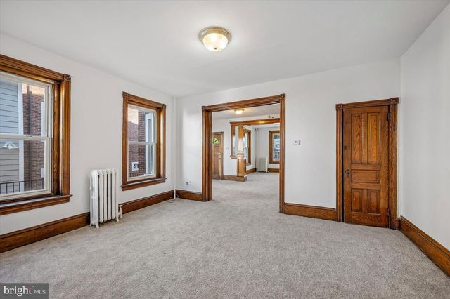 133 W 3RD AVE, Conshohocken, PA 19428