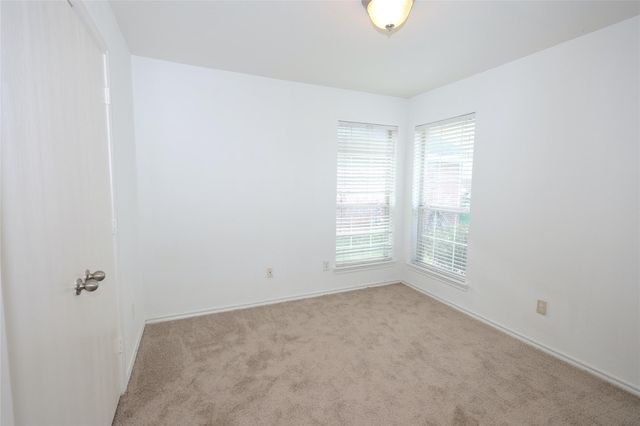 142 Thunder Basin Drive, Richmond, TX 77469