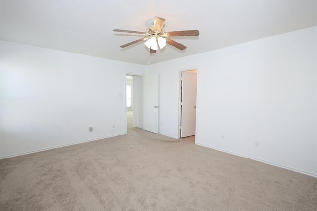 142 Thunder Basin Drive, Richmond, TX 77469