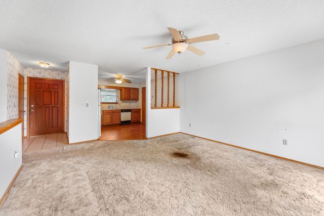 3908 S Gilda Cir, Wichita, KS 67215