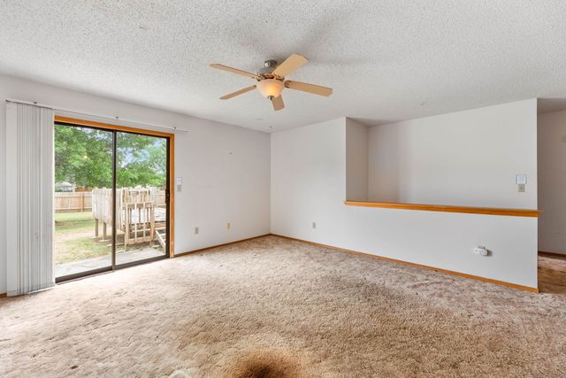 3908 S Gilda Cir, Wichita, KS 67215