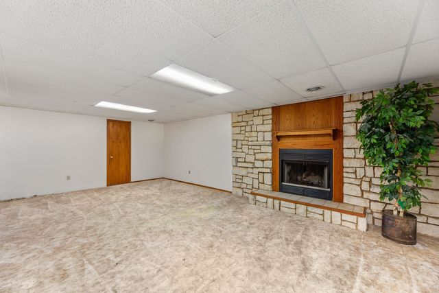 3908 S Gilda Cir, Wichita, KS 67215