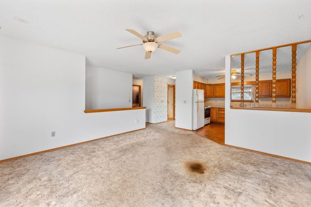 3908 S Gilda Cir, Wichita, KS 67215