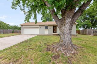 3908 S Gilda Cir, Wichita, KS 67215