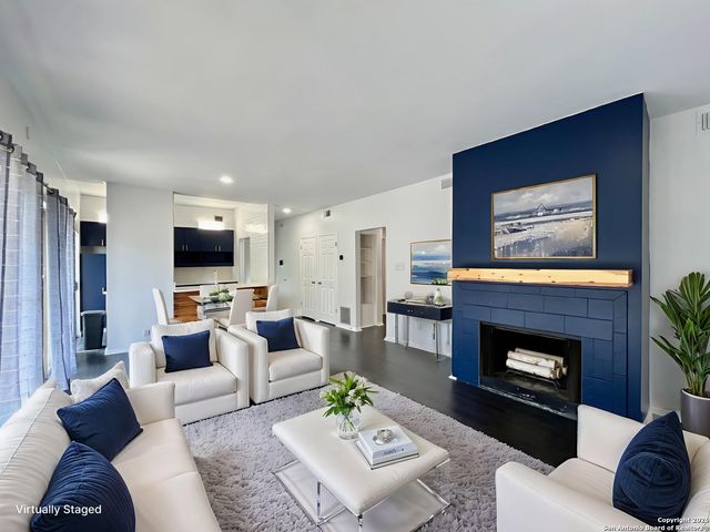 8642 Fredericksburg Rd Apt 501, San Antonio, TX 78240