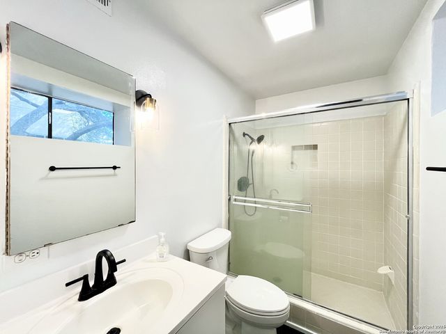 8642 Fredericksburg Rd Apt 501, San Antonio, TX 78240