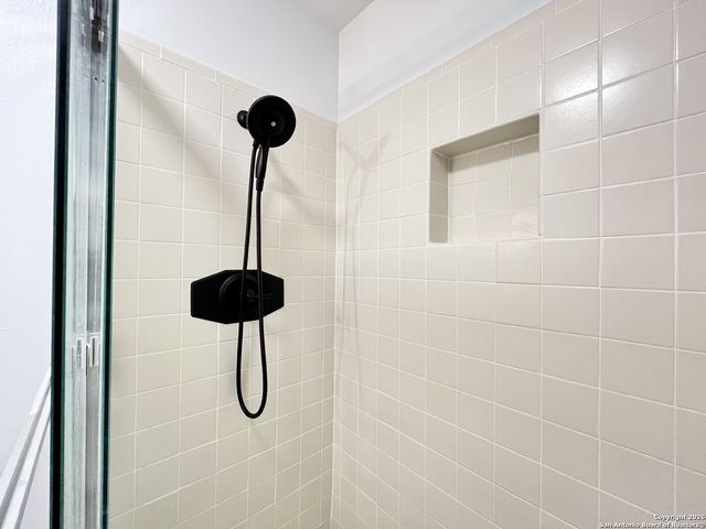 8642 Fredericksburg Rd Apt 501, San Antonio, TX 78240