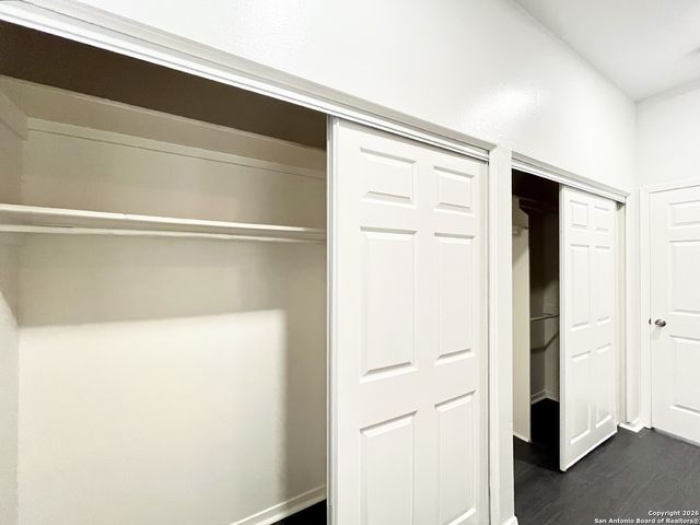 8642 Fredericksburg Rd Apt 501, San Antonio, TX 78240