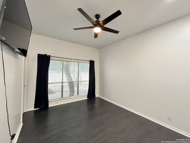 8642 Fredericksburg Rd Apt 501, San Antonio, TX 78240