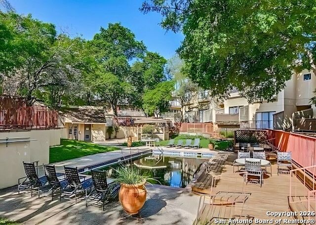 8642 Fredericksburg Rd Apt 501, San Antonio, TX 78240