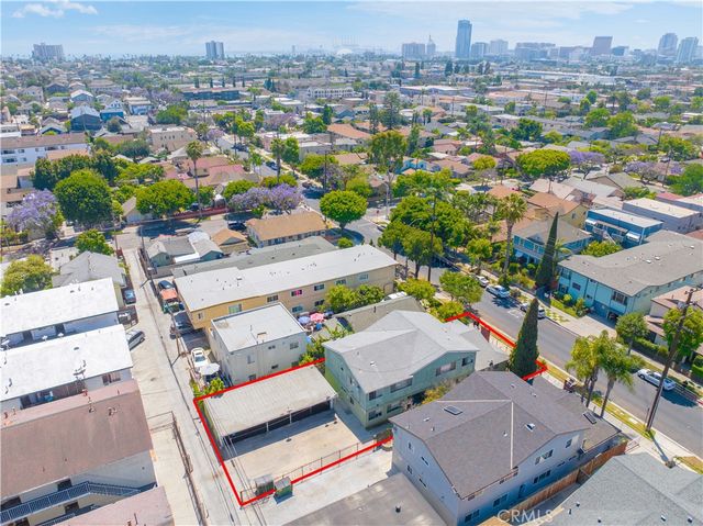 834 Walnut, Long Beach, CA 90813