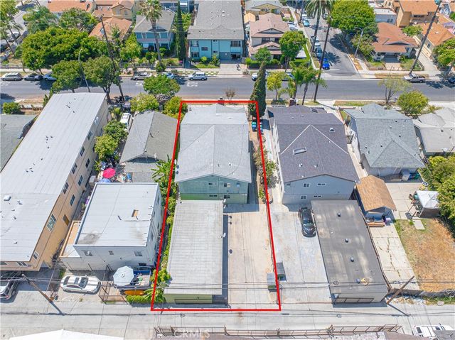 834 Walnut, Long Beach, CA 90813