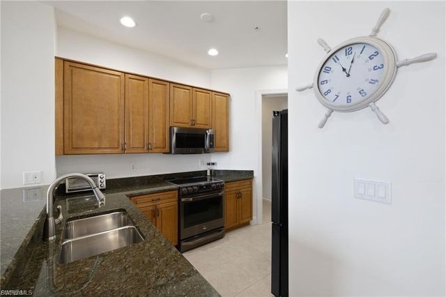 5781 Cape Harbour DR # 1505, Cape Coral, FL 33914