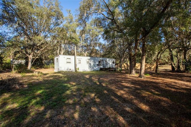 270 BAY STREET, Hawthorne, FL 32640
