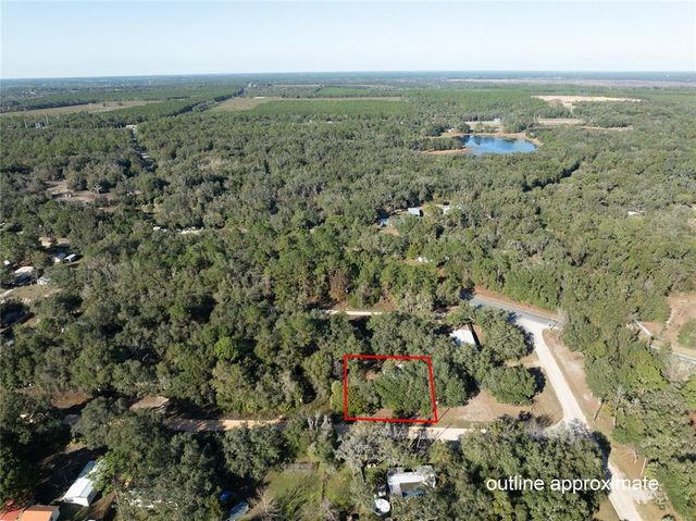 270 BAY STREET, Hawthorne, FL 32640