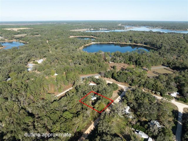 270 BAY STREET, Hawthorne, FL 32640