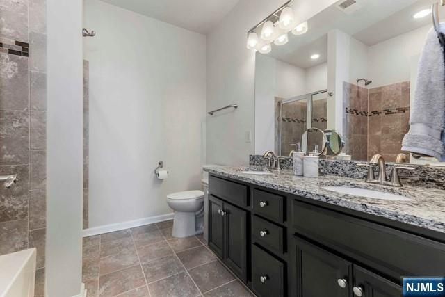 1 Kennedy Lane, Wood Ridge, NJ 07075